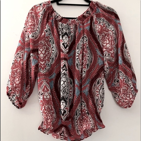 NWOT! Daisy Fuentes Off The Shoulder Blouse NWOT! - Picture 3 of 7